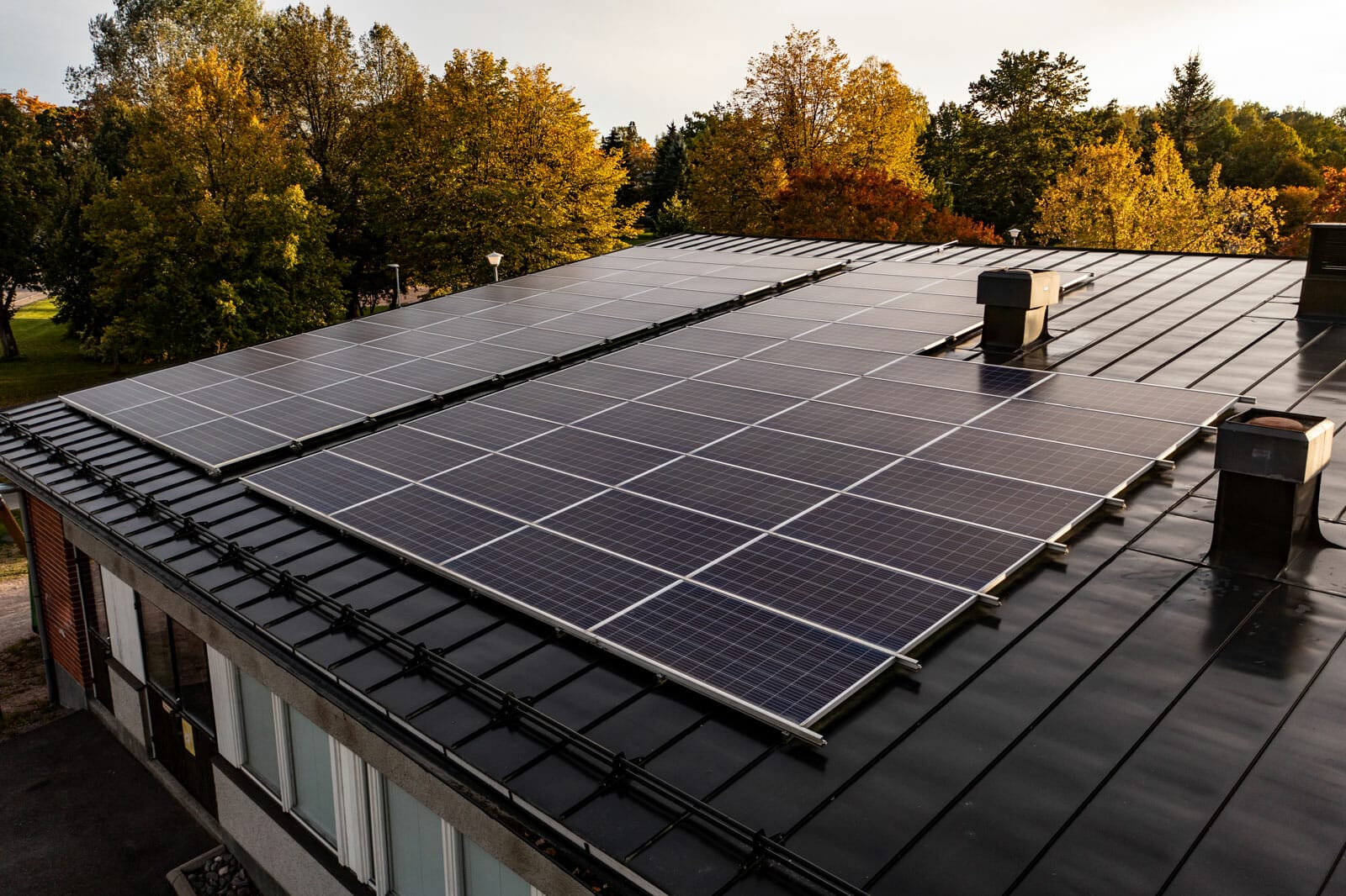 top rated Minneapolis solar installation roofing professionals